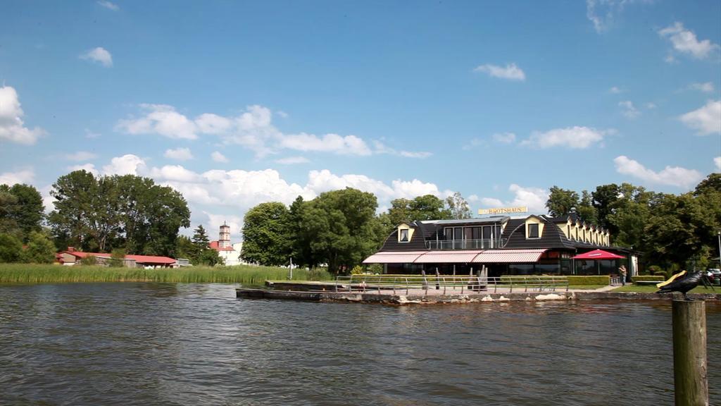 Hotel Bootshaus Neustrelitz Exterior foto